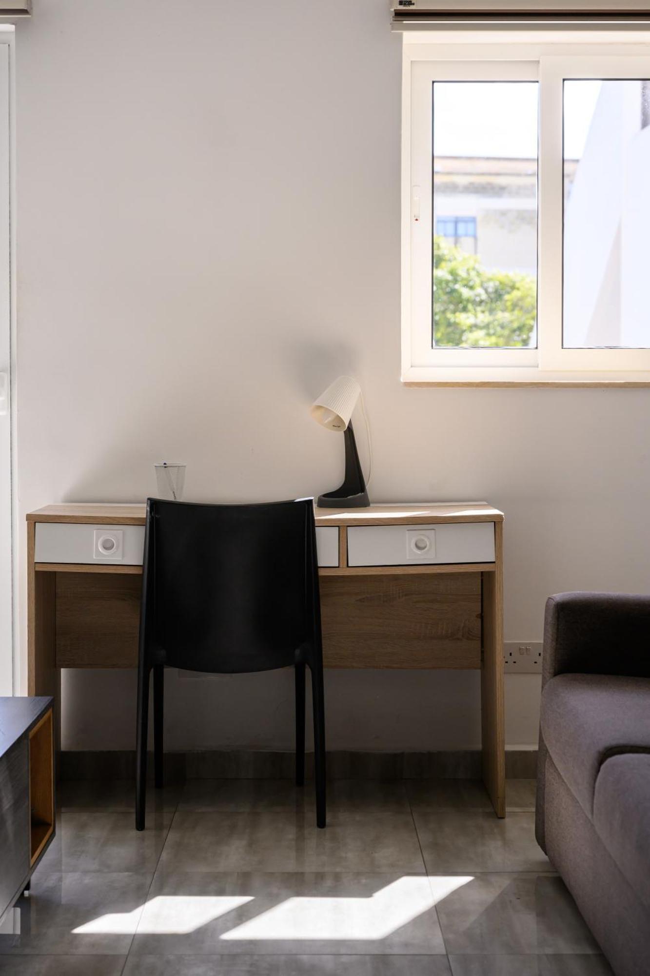 F9 Room 1, Private Double Room With Private Bathroom In Shared Flat Msida Exterior foto